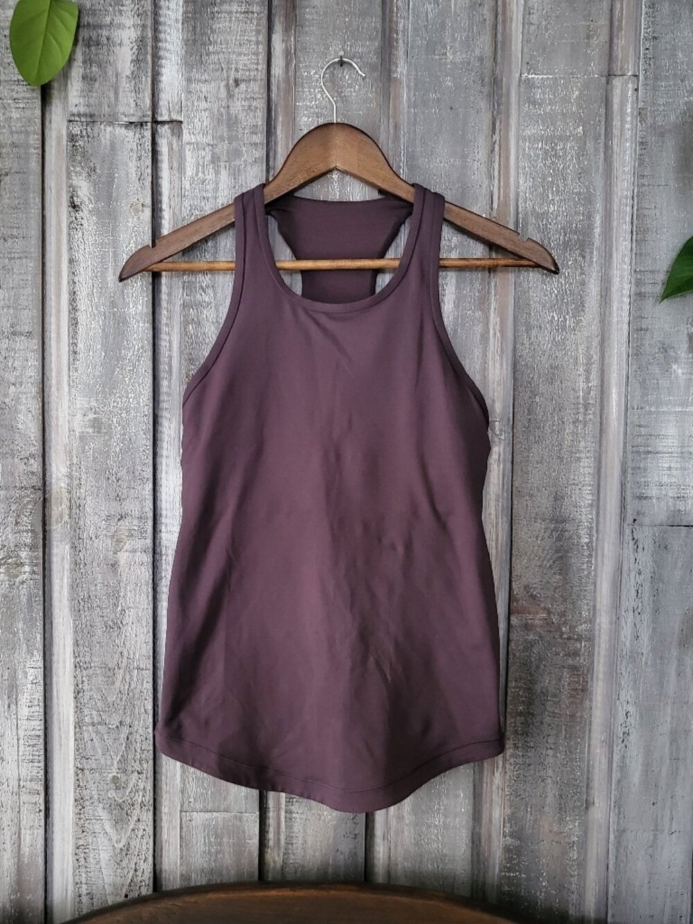 Lululemon Plum Purple Keyhole Racerback Workout Tank Top Activewear Size 4